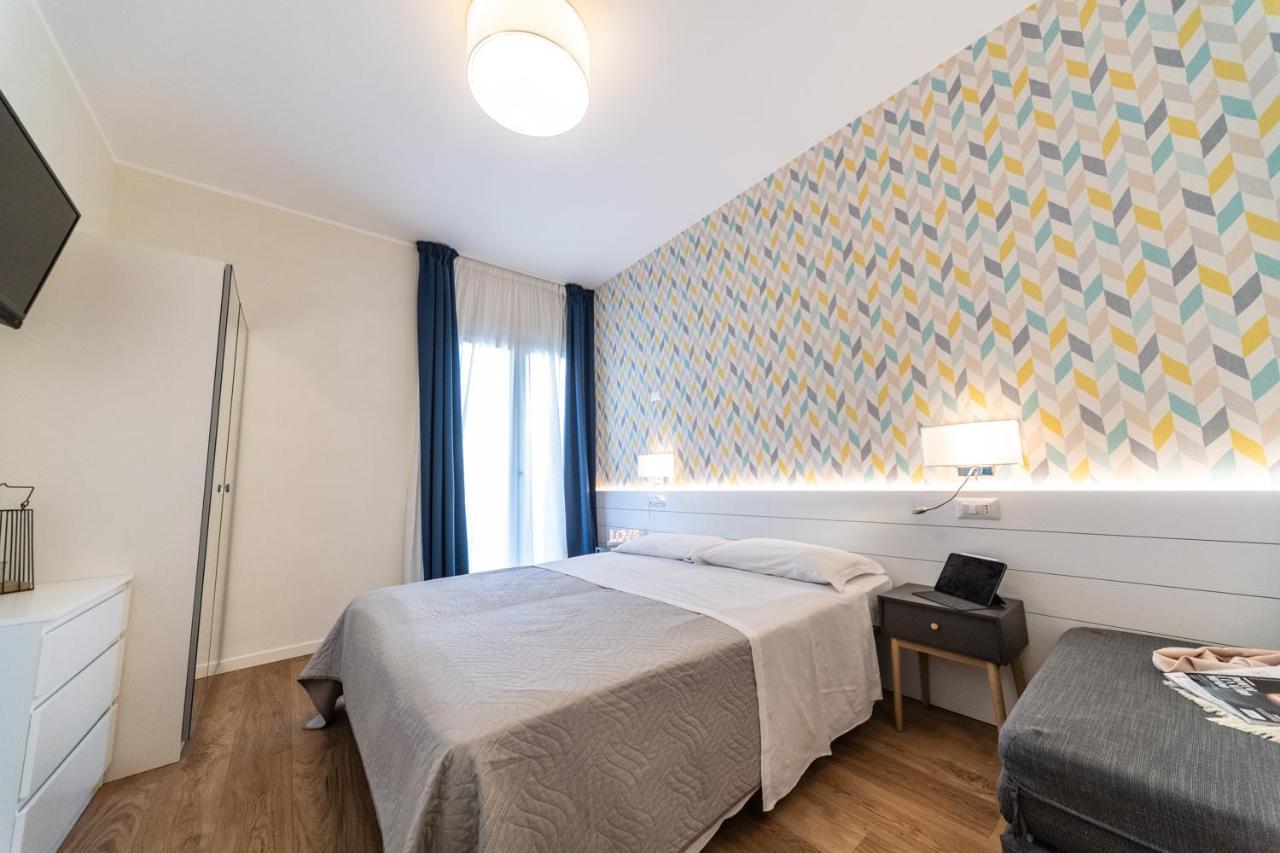 Hotel Kiss Riccione Luaran gambar