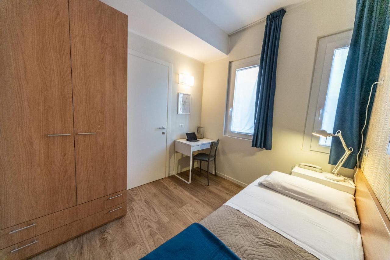 Hotel Kiss Riccione Luaran gambar