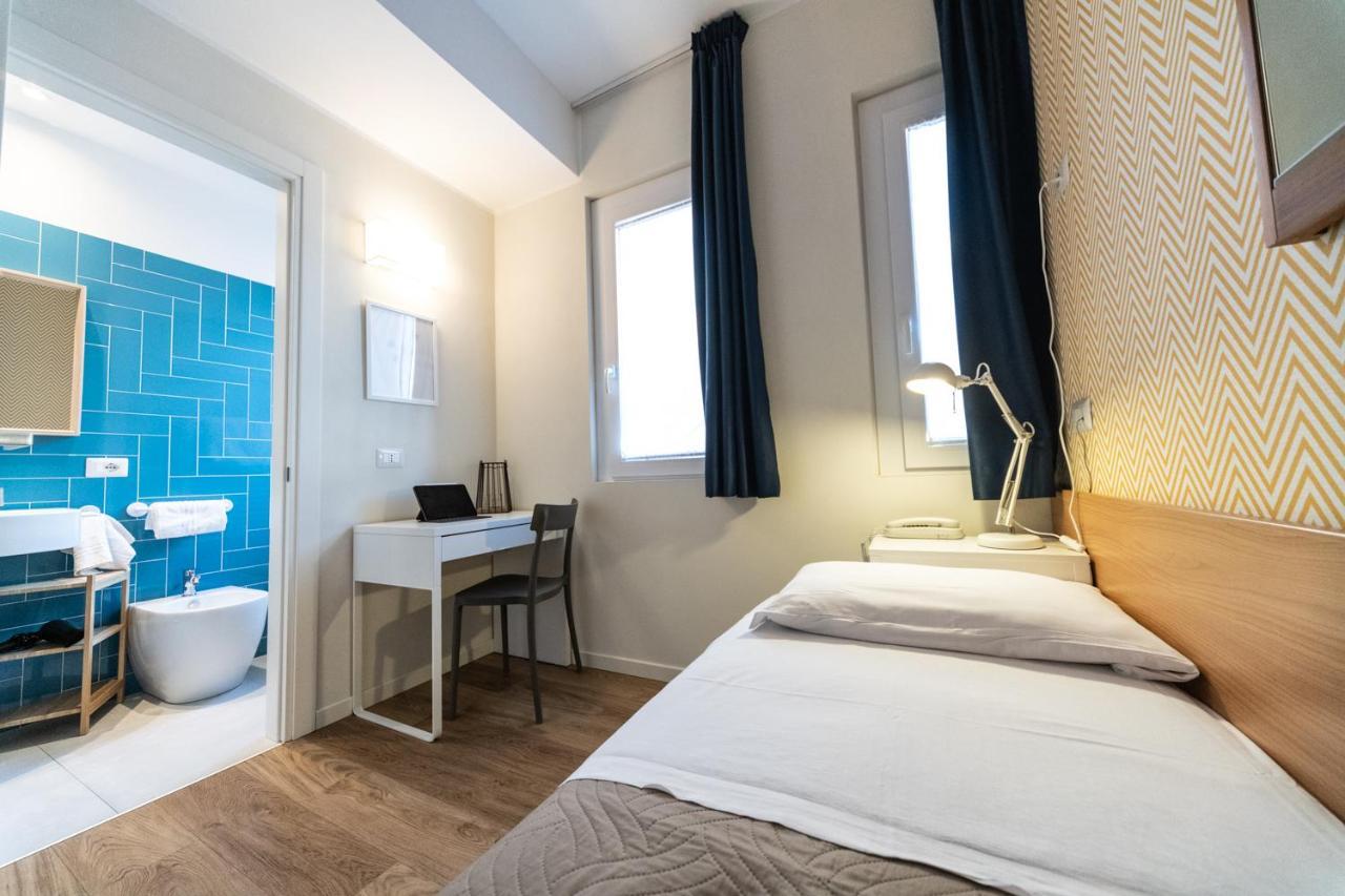 Hotel Kiss Riccione Luaran gambar