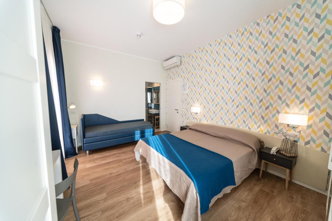 Hotel Kiss Riccione Luaran gambar